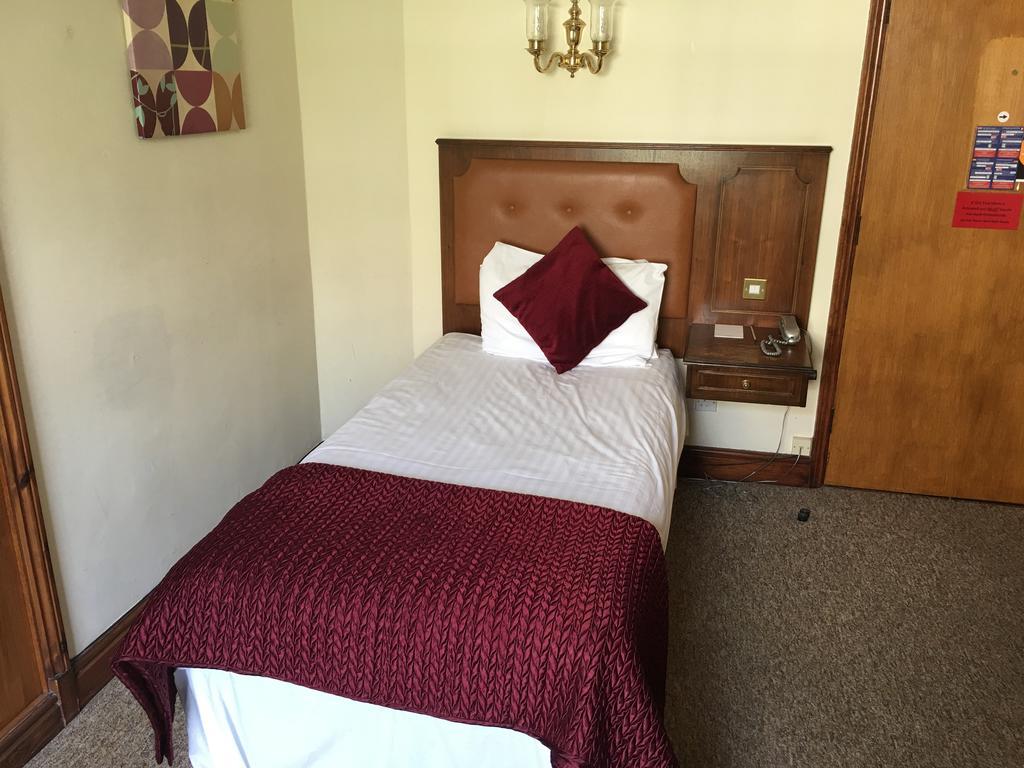 The Rutland Arms Hotel Newmarket  Bilik gambar